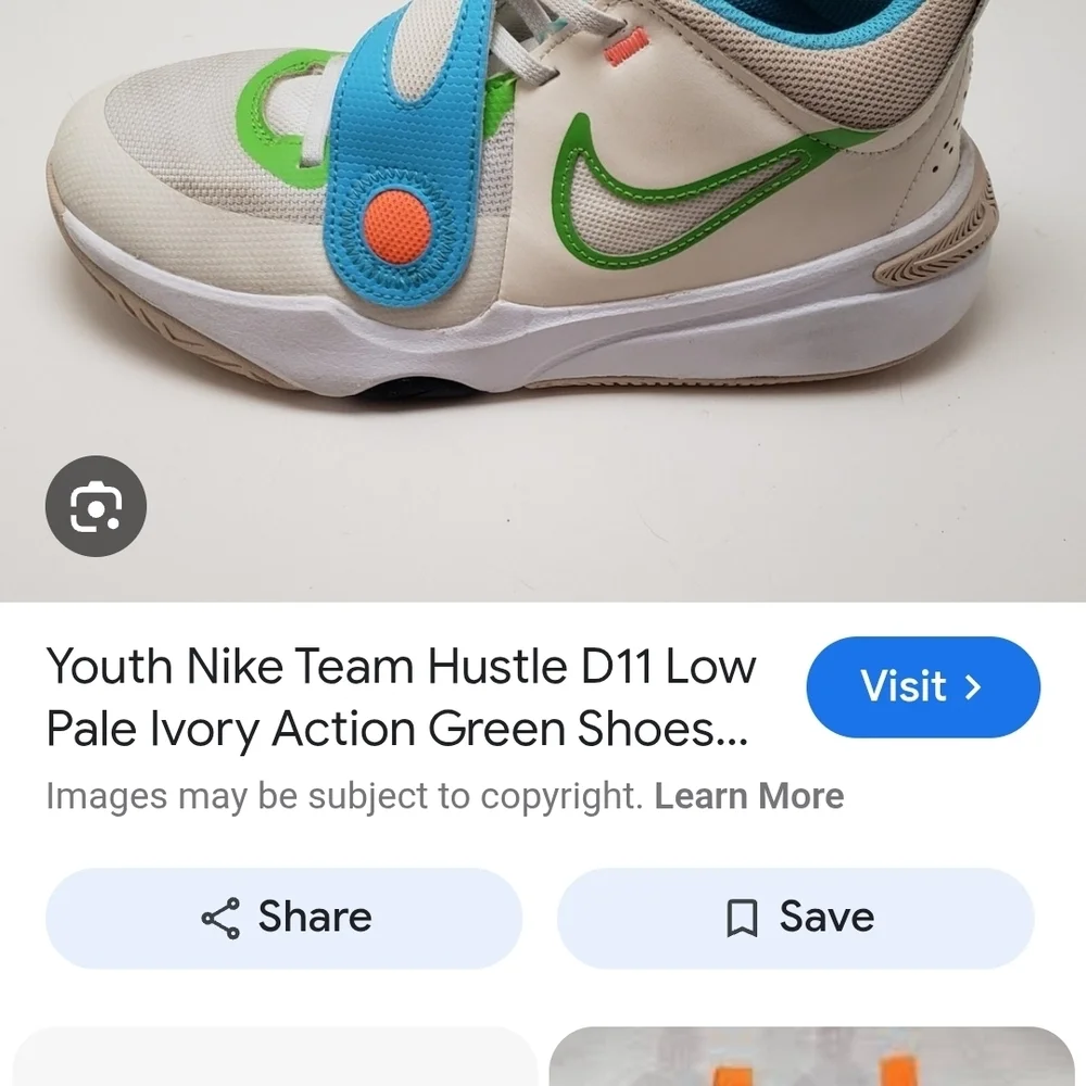 Nike Youth Team Hustle Low Pale Ivory Action Green Shoes